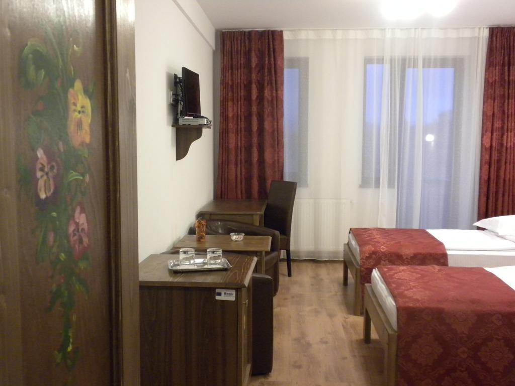 Pensiunea Cetatea Craiului Rîşnov Habitación foto