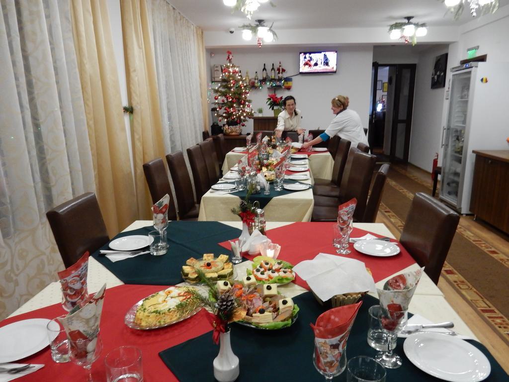 Pensiunea Cetatea Craiului Rîşnov Exterior foto